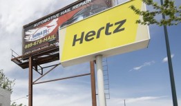 一名波多黎各男子告诉他需要护照才能在新奥尔良机场租车