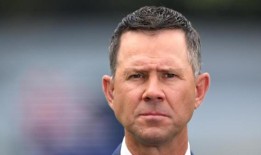 庞廷走近，暂时对印度教练的角色感到冷淡