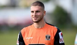 不幸的亚当·杜伊希与西虎队签订了新合同