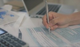 省去中间商：美国国税局的新试点项目让华盛顿的一些纳税人可以直接免费报税