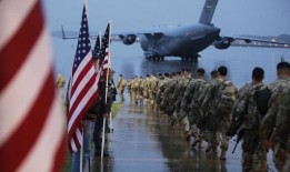 今年秋天，82和101空降师的士兵将被派往欧洲