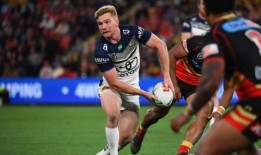 龙盯上了迪尔登，要和亨特一起玩