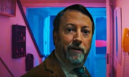 英国广播公司（BBC）的热门喜剧节目RT评分完美，正在考虑在美国翻拍