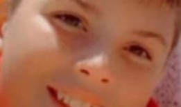 建筑公司因导致一名男孩死亡和一名工人被困在倒塌的楼梯下而面临巨额罚款