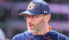 奥本棒球队的布奇·汤普森担心伯明翰南部球员：“照顾好那些孩子”