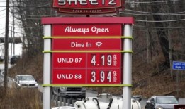 汽油价格：新的一周开始，加油站的汽油价格有所下降