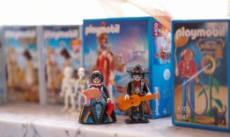 这家受到危机打击的德国玩具制造商在其50岁生日之际寄望于泰勒的“斯威夫特式”提振