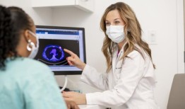 参议员布里特·沙欣提出的法案旨在削减乳腺癌检测费用