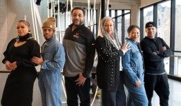 导演菲利西亚·拉沙德和剧作家布兰登·雅各布斯-詹金斯凭借《家庭与目的》获奖