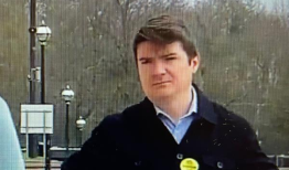 新芬党得知麦克蒙纳格尔的消息后呼吁透明度