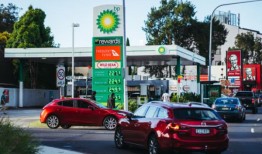 司机们怎样才能每年在加油站节省数百美元呢