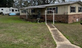 鲍德温县移动房屋公园的所有者继续争夺房车点