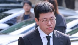 Kakao投资社长因涉嫌在收购韩国流行音乐公司时操纵股价而被起诉