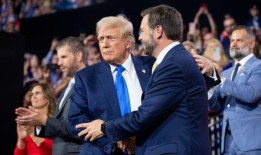 J.D.万斯曾警告特朗普不要在选举上撒谎那是过去