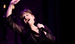 帕蒂·卢彭的《笔记中的生活》巡演将有更多日期;设计团队公布