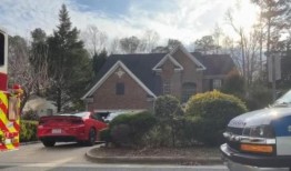 电池从特斯拉爆炸在加里的家;消防员表示，任何汽车电池都存在危险