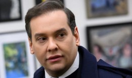 被罢免的乔治·桑托斯在网上密谋报复前众议院同事