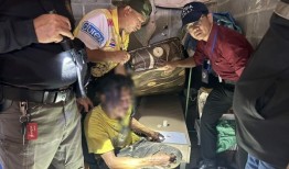 警方在素番布里发现冰毒后逮捕了一名男子