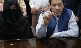 巴基斯坦总统伊姆兰·汗的妻子因贪污罪被起诉