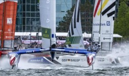 澳大利亚队仍在加拿大帆船赛上参加比赛