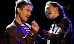 《黄蜂女颂》将于11月9日在百老汇外上映