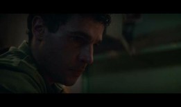 狼人预告片：布卢姆豪斯对经典怪物的新演绎为克里斯托弗·阿博特带来了可怕的转变