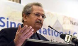 “没有压力”：正义运动党的领导人Shafqat Mahmood退出政治