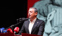 共和人民党正在考虑议员和市长的任期限制