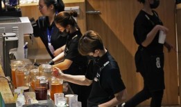 重要阅读：面对新加坡劳动力老龄化和萎缩的现状，新加坡对外国人力和人才的需求