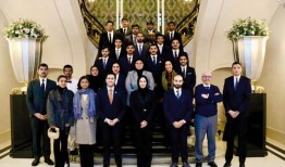 教育部长与卡塔尔学生在法国、西班牙和葡萄牙讨论挑战和机遇