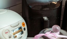 Z世代仍在使用Facebook的一个重要原因是：省钱