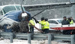 南方航空快运紧急降落在弗吉尼亚高速公路上