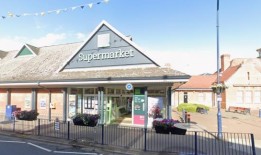 艾德·希兰在Spotify的视频中参观了萨福克的地标