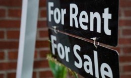 普查局表示，去年美国家庭的租金负担没有变化，但因种族而异