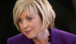 露西·米科克将离开供职36年的ITV《格拉纳达报道》