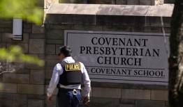 罗伊·约翰逊：面对现实吧，美国人民，我们爱我们的枪胜过爱我们的孩子