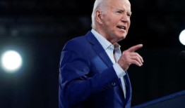 拜登拒绝了越来越多的要求他退出竞选的呼声，并承诺“直到最后”