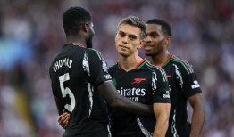 阿森纳：莱安德罗·特罗萨德认为位置竞争有助于他成为一名更好的球员