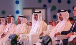 阿米尔为拉斯拉凡石化总厂奠基