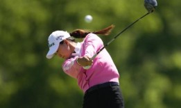 Minjee Lee在美国公开赛上保持稳定的领先地位