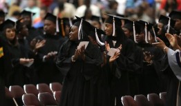 社区大学，不寻常的谋杀案，新闻测试：阿拉巴马州