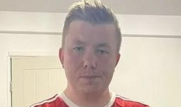 一名男子将抗菌湿巾误认为卫生纸后感到“灼痛”