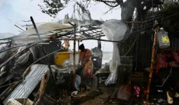 气旋袭击孟加拉国和印度，造成10人死亡