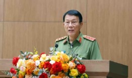 党的领导人为维护国家安全、公共秩序、社会安全事业作出了巨大贡献：部长