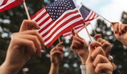 阿奇博尔德：我们是不是选错日子庆祝独立日了？