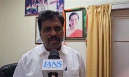 国大党议员苏雷什寻求从饱受冲突蹂躏的孟加拉国撤离印度人