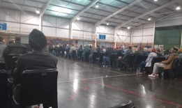 终身禁止董事会成员，在同志大会上又一名种族主义指控被澄清