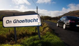 FactCheck：世界上只有16000人“天生”说爱尔兰语吗？