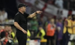 斯洛文尼亚靠运气进入欧洲杯淘汰赛阶段