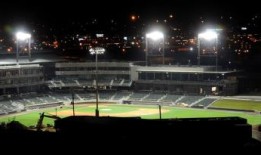 回归小镇：伯明翰历史上最大的两个主要项目